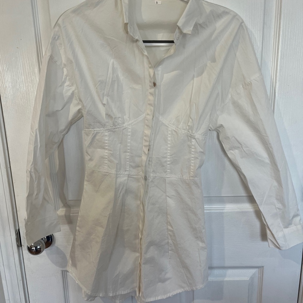 Chic White Button-Up Tunic Shirt, S